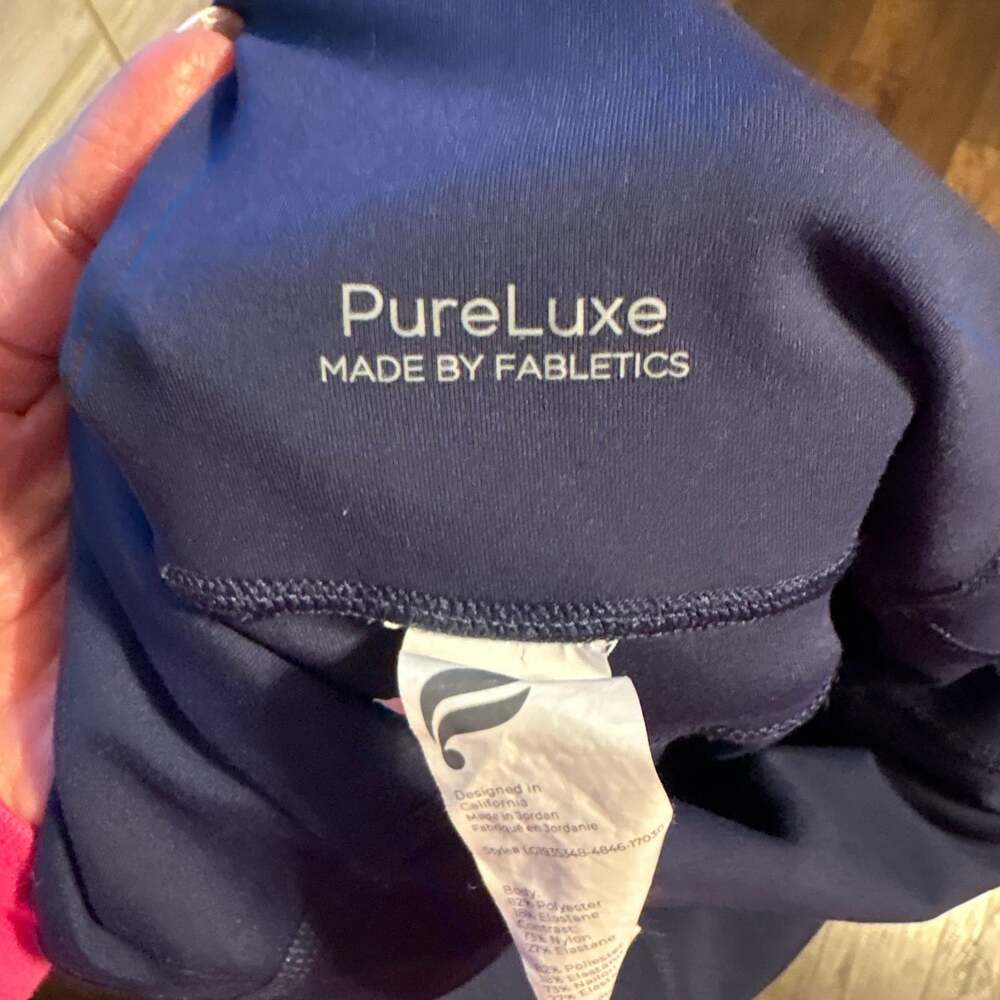Fabletics Oasis PureLuxe High-Waisted 7/8 Leggings in Navy Blue